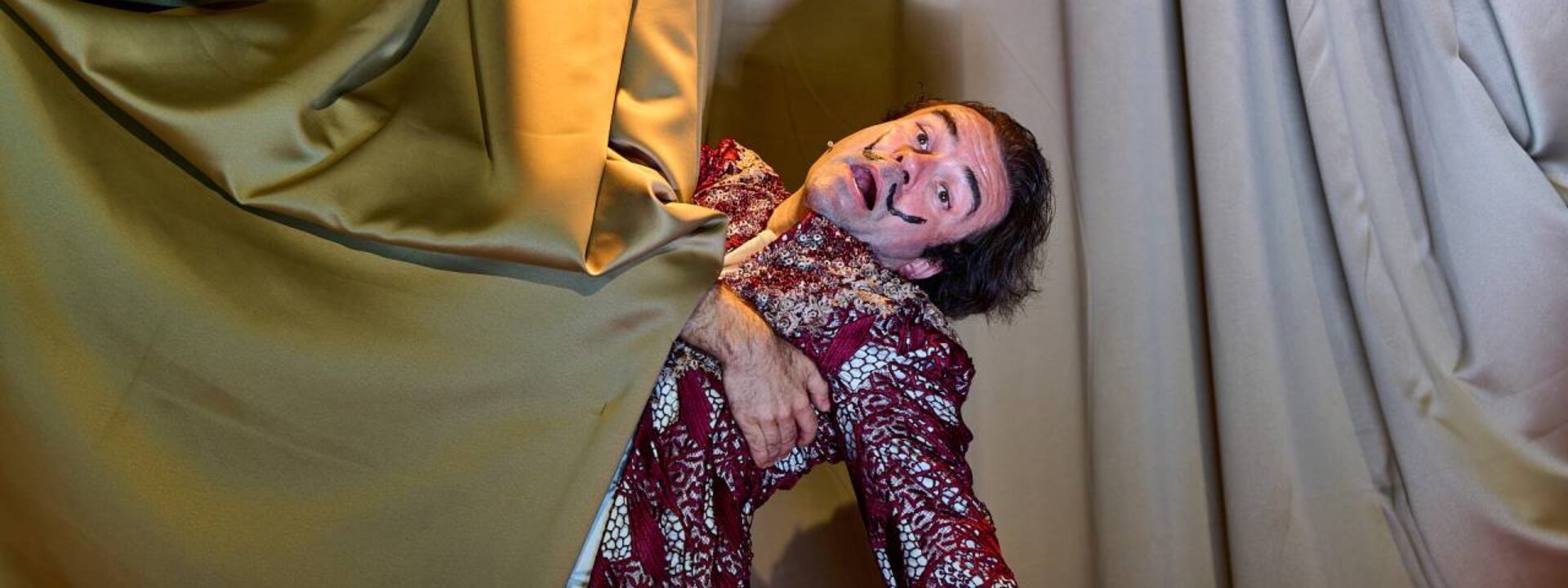 contra mundum 1 - photo by Dusko Miljanic